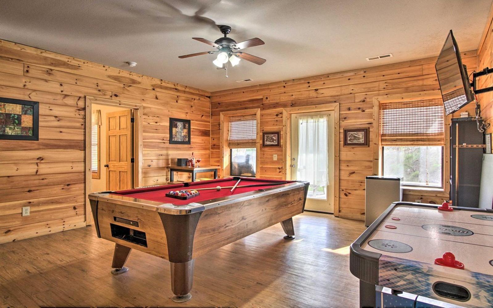 Villa Gatlinburg Mountain Heaven Retreat Extérieur photo