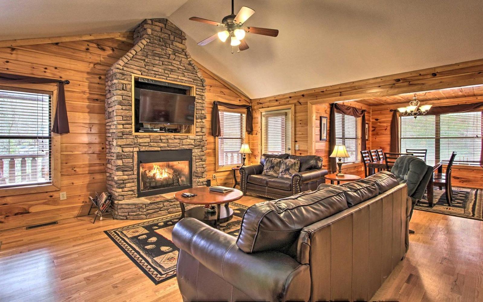 Villa Gatlinburg Mountain Heaven Retreat Extérieur photo